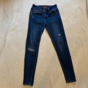 Wax Jean Distressed jeggings size 5/27